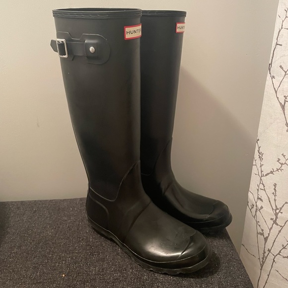 HUNTER BOOTS - Picture 1 of 3